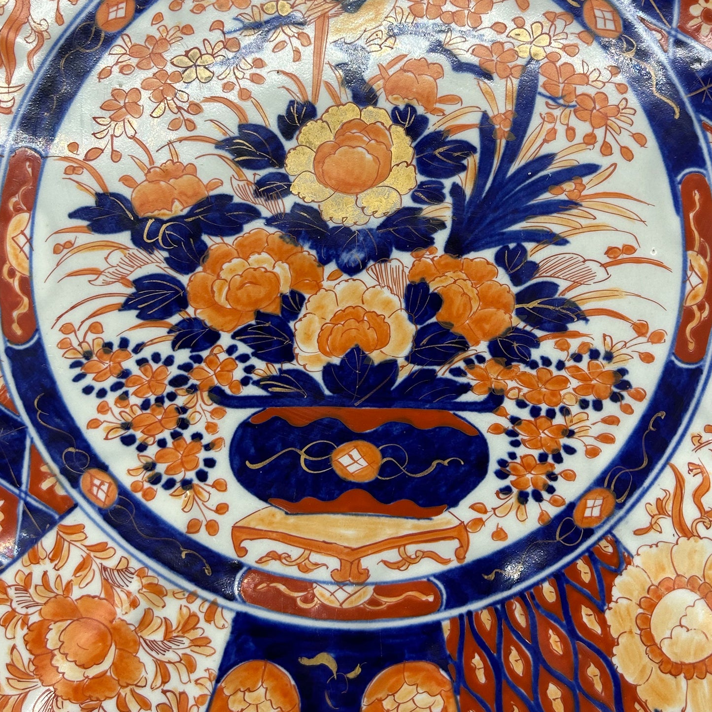 close up view of Antique Japanese Amari Plate
