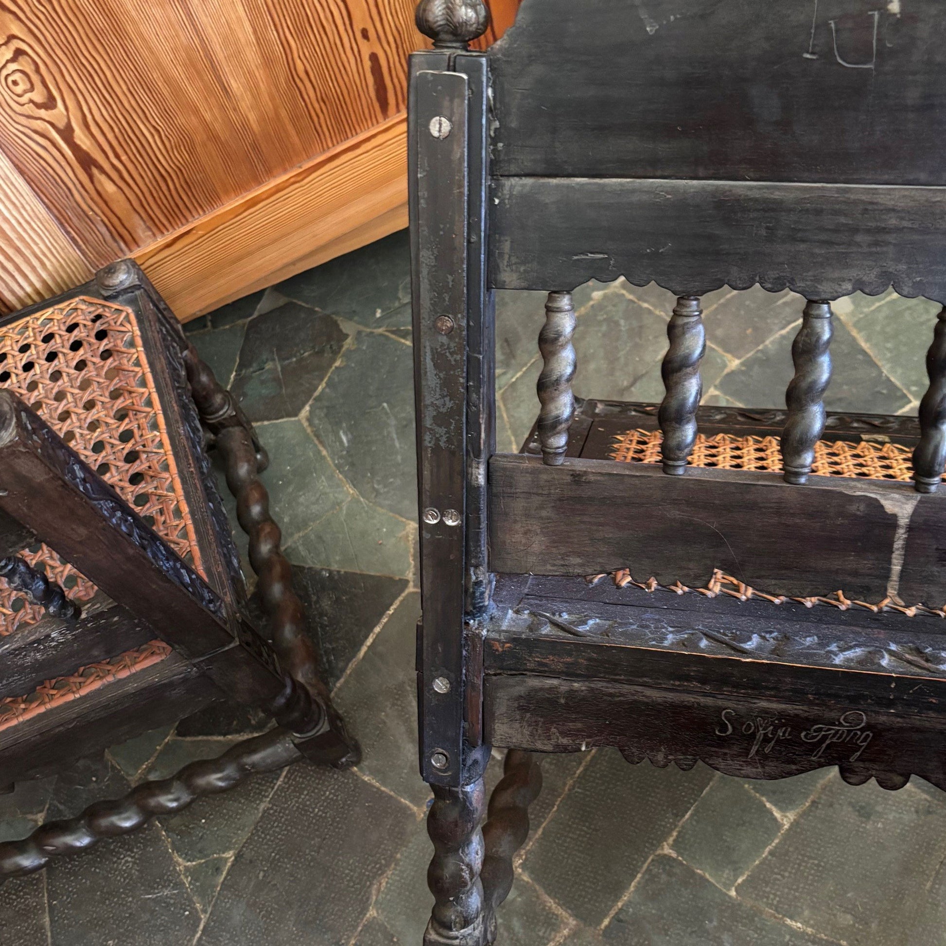 Chair Two Straping Detail 