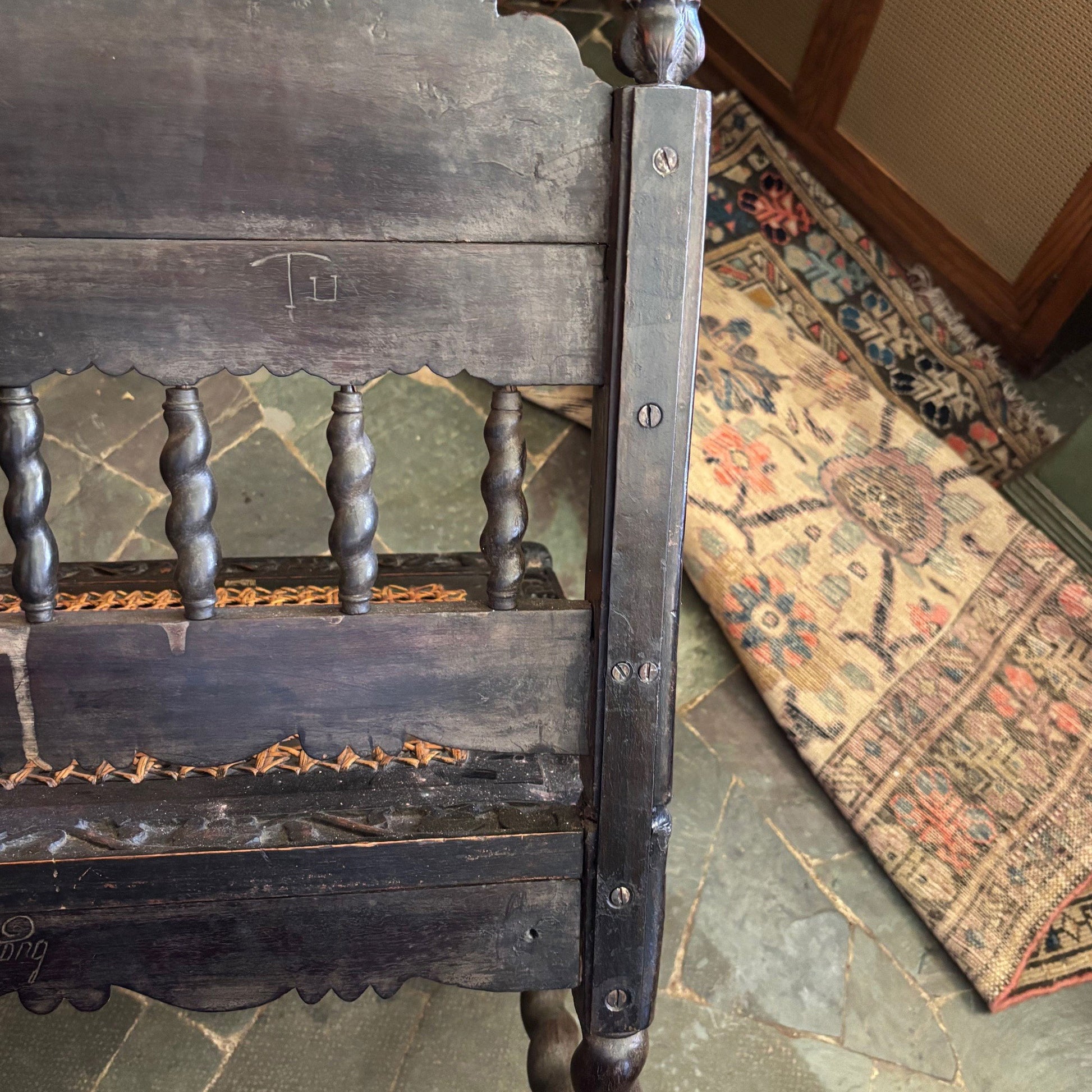 Chair Two Straping Detail 
