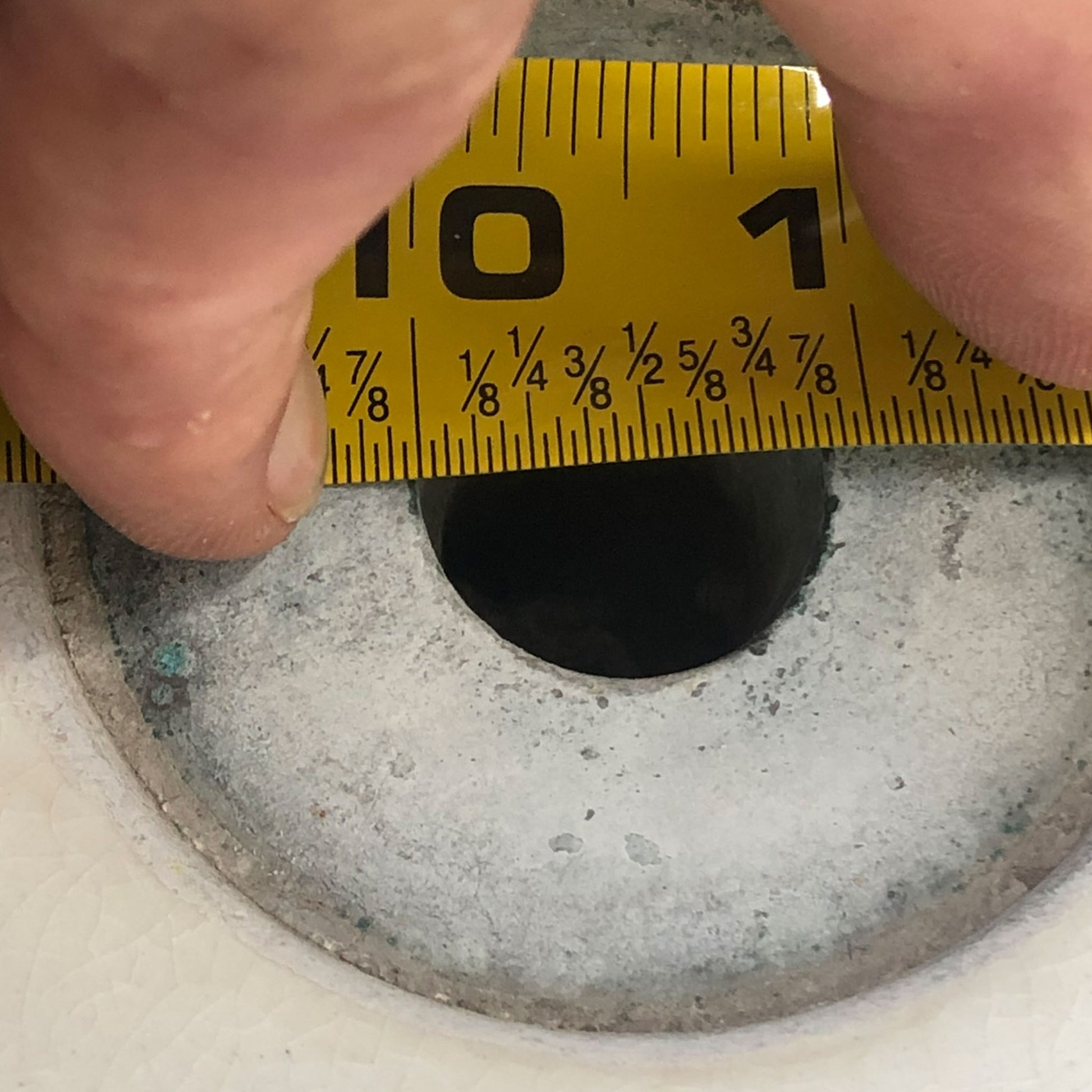 sink drain diameter